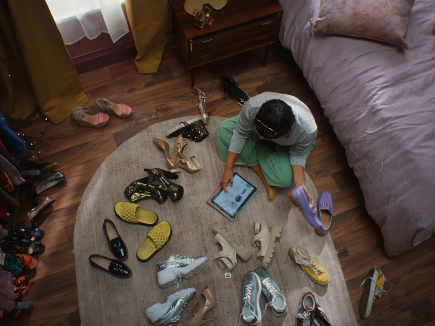 Custom-built sets for the eBay Style Seekers Commercial by N2 Creative Our team specializes in creating bespoke, functional sets for films, TV shows, and events. Based in London, we bring creativity and precision to every project.