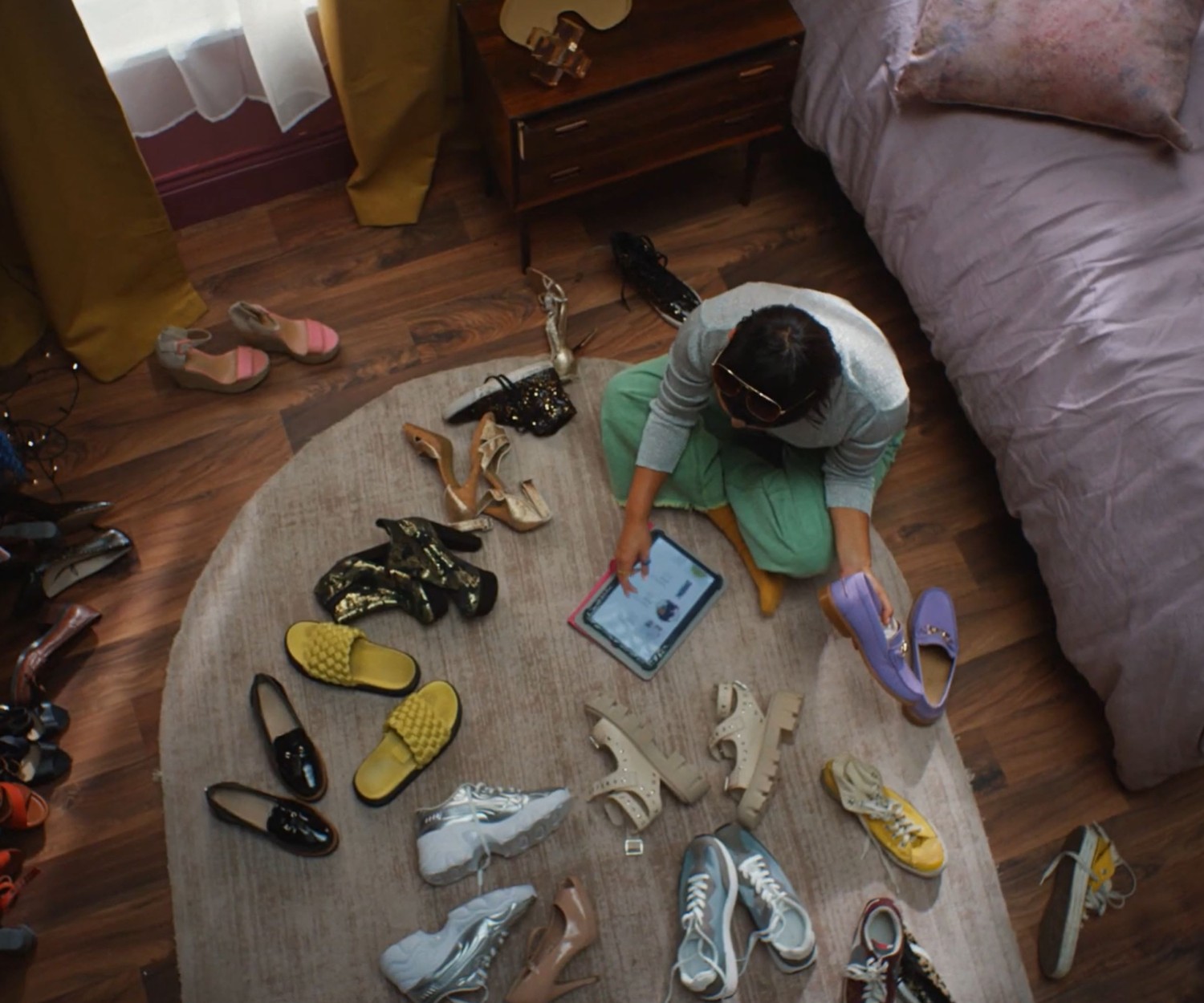 Custom-built sets for the eBay Style Seekers Commercial by N2 Creative Our team specializes in creating bespoke, functional sets for films, TV shows, and events. Based in London, we bring creativity and precision to every project.