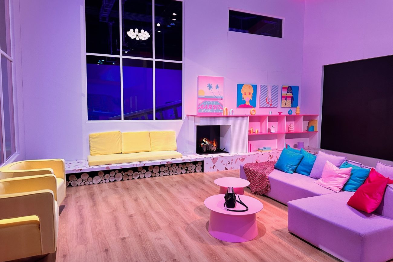 Custom-built World of Barbie experience set by N2 Creative was designed and installed for SELA in Saudi Arabia for Riyadh season. Our team specializes in creating bespoke, functional sets for films, TV shows, and events. Based in London, we bring creativity and precision to every project.