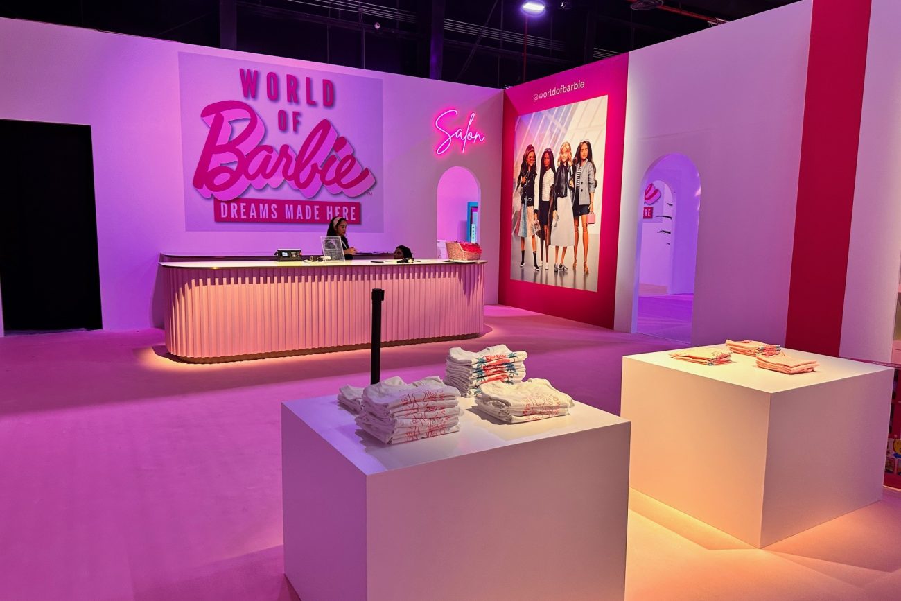 Custom-built World of Barbie experience set by N2 Creative was designed and installed for SELA in Saudi Arabia for Riyadh season. Our team specializes in creating bespoke, functional sets for films, TV shows, and events. Based in London, we bring creativity and precision to every project.