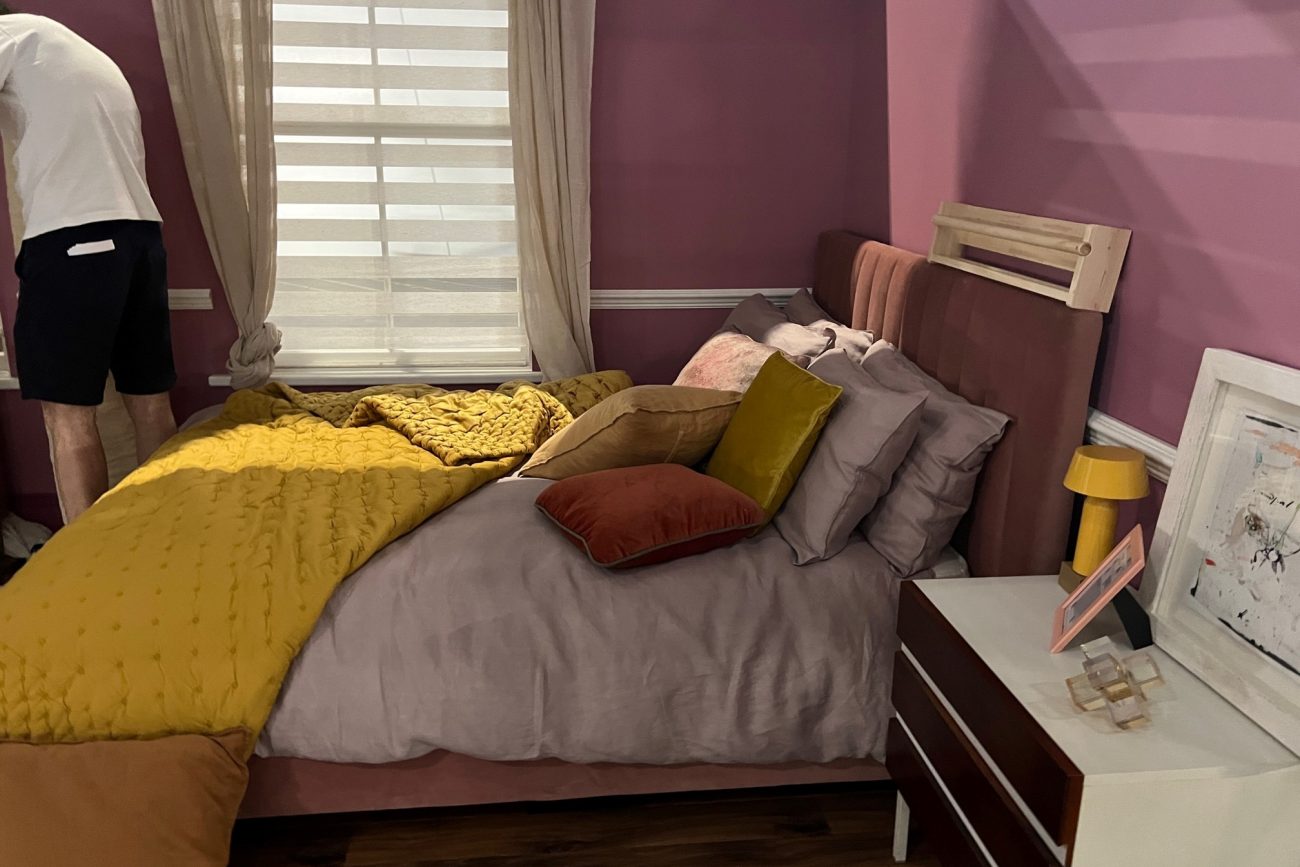 Custom-built sets for the eBay Style Seekers Commercial by N2 Creative Our team specializes in creating bespoke, functional sets for films, TV shows, and events. Based in London, we bring creativity and precision to every project.
