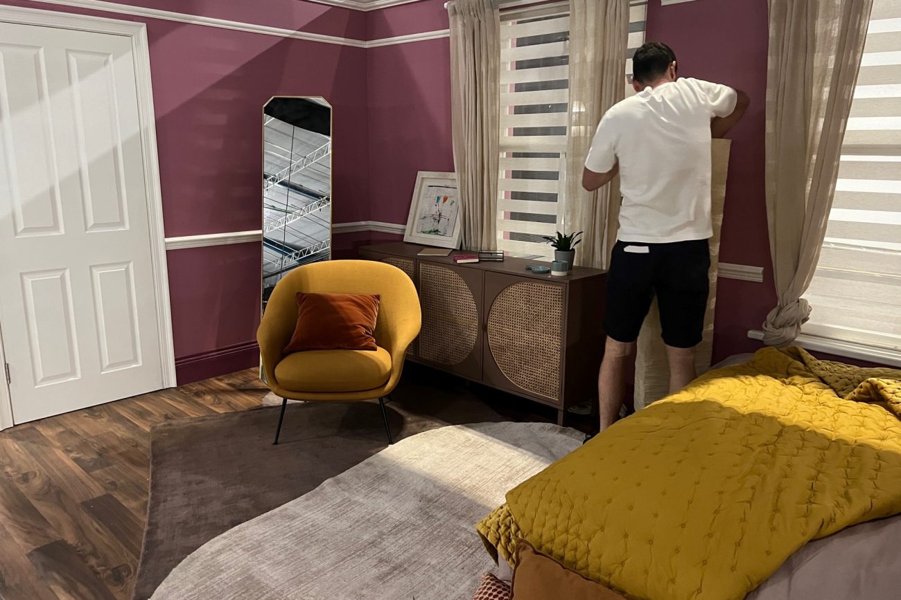 Custom-built sets for the eBay Style Seekers Commercial by N2 Creative Our team specializes in creating bespoke, functional sets for films, TV shows, and events. Based in London, we bring creativity and precision to every project.